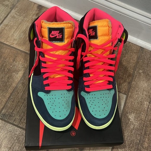 Air Jordan 1 Retro High Og - Picture 6 of 8